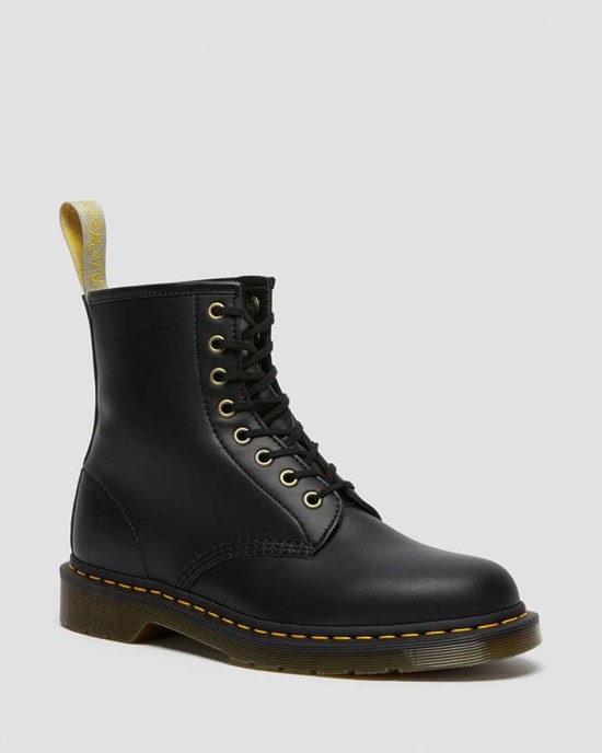 Stivali Stringati Uomo Dr Martens Vegan 1460 Felix Nere | 972-ITCJUM